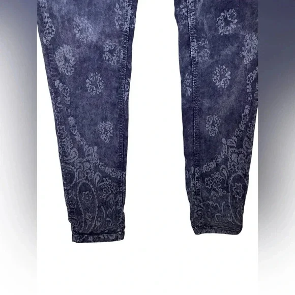 Free People Blue Corduroy Skinny Pants Size 29 Floral Acid Wash - Picture 5 of 6